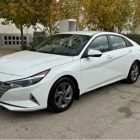 Hyundai Elantra 2021