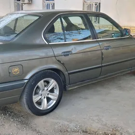 BMW 535 1990