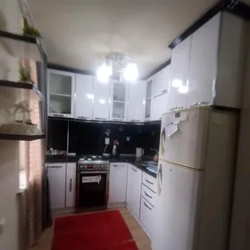 30 мкр 1 ком 3/2 этаж