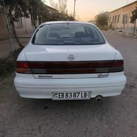 Nissan Maxima 1997
