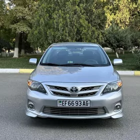 Toyota Corolla 2013