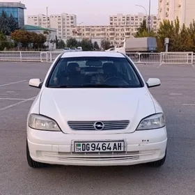 Opel Astra 2000