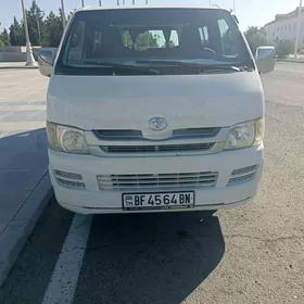 Toyota Hiace 2008