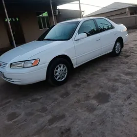 Toyota Camry 1998