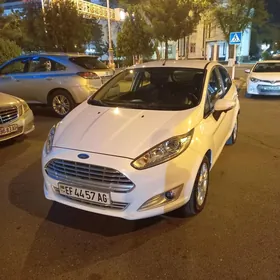 Ford Fiesta 2013