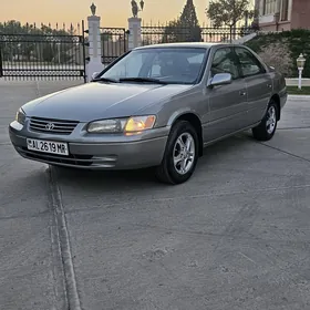 Toyota Camry 1998