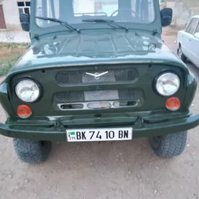 UAZ 469 2001