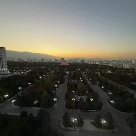 Нефтегаз Башня 3 в 4 ком 195м2