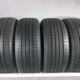 YOKOHAMA 215 55 17 21 года