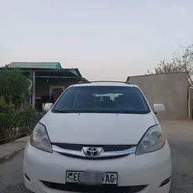 Toyota Sienna 2008