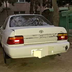 Toyota Corolla 1993