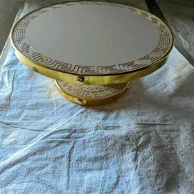 Tort goyulyan pastavka