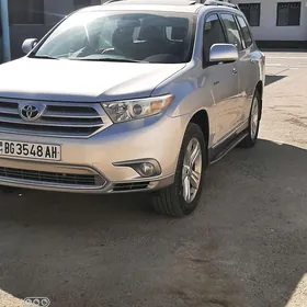 Toyota Highlander 2011