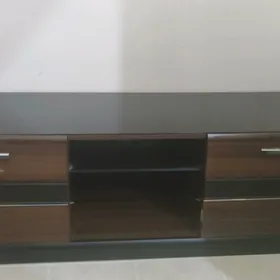 Podstawka, Şifoner, stol