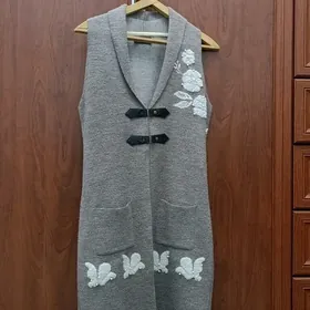 ýeňsiz,без рукав