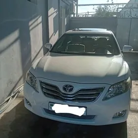 Toyota Camry 2011
