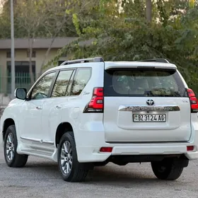 Toyota Land Cruiser Prado 2021