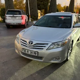 Toyota Camry 2011