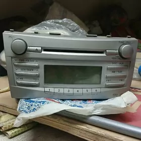 öküz Keller manitafon