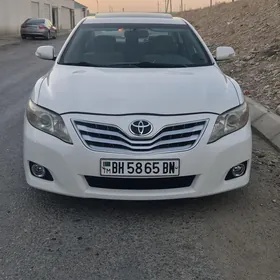Toyota Camry 2010