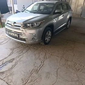 Toyota Highlander 2019