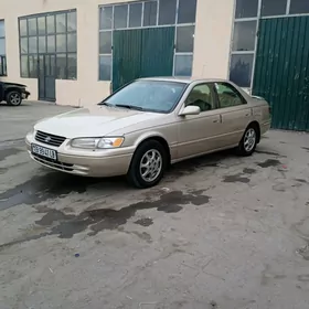 Toyota Camry 1998