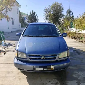 Toyota Sienna 1998