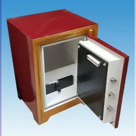 Türküň seýfi "Gök çilek" kompaniýasyndan