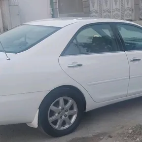 Toyota Camry 2005