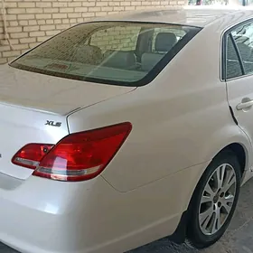Toyota Avalon 2005