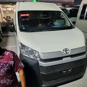 Toyota Hiace 2021
