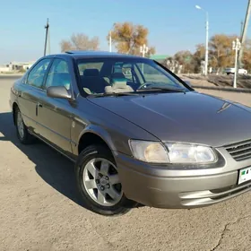 Toyota Camry 1999