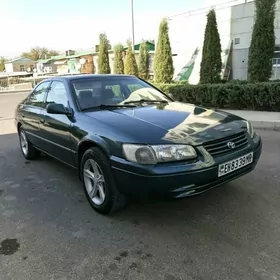 Toyota Camry 1997