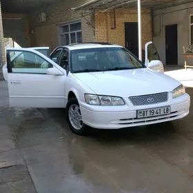 Toyota Camry 1998
