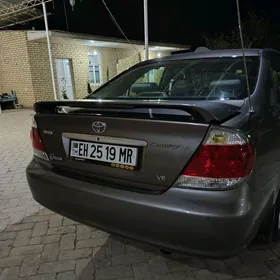 Toyota Camry 2005