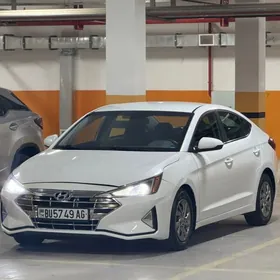 Hyundai Elantra 2019