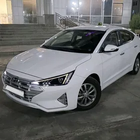 Hyundai Elantra 2019