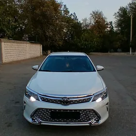 Toyota Camry 2016