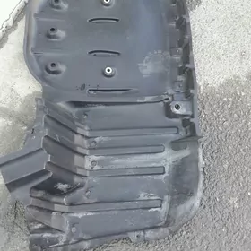 zajita ot camry 2020