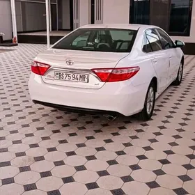 Toyota Camry 2016