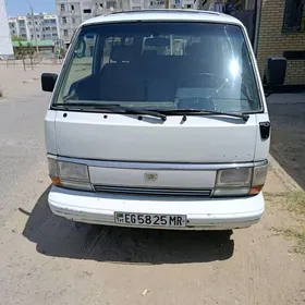 Toyota Hiace 1990