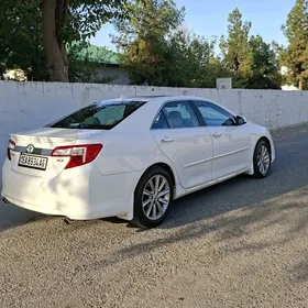 Toyota Camry 2012