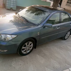 Toyota Camry 2004