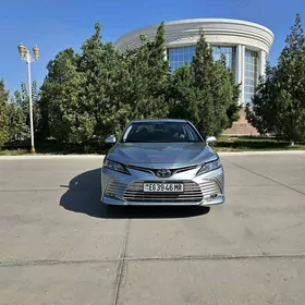 Toyota Camry 2022
