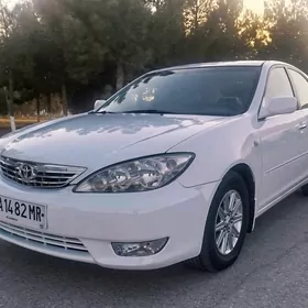 Toyota Camry 2004