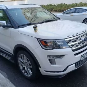 Ford Explorer 2018