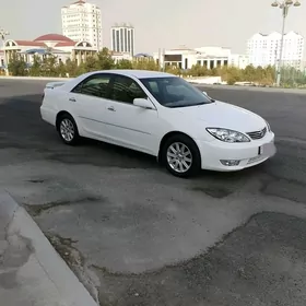Toyota Camry 2005