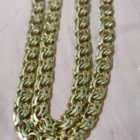 Rossiýskiý kardinal gyzyl