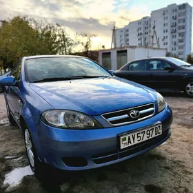 Daewoo Lacetti 2004