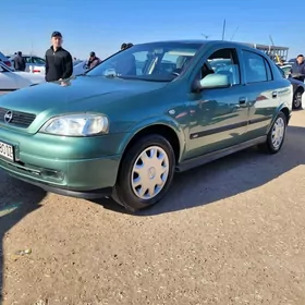 Opel Astra 2000